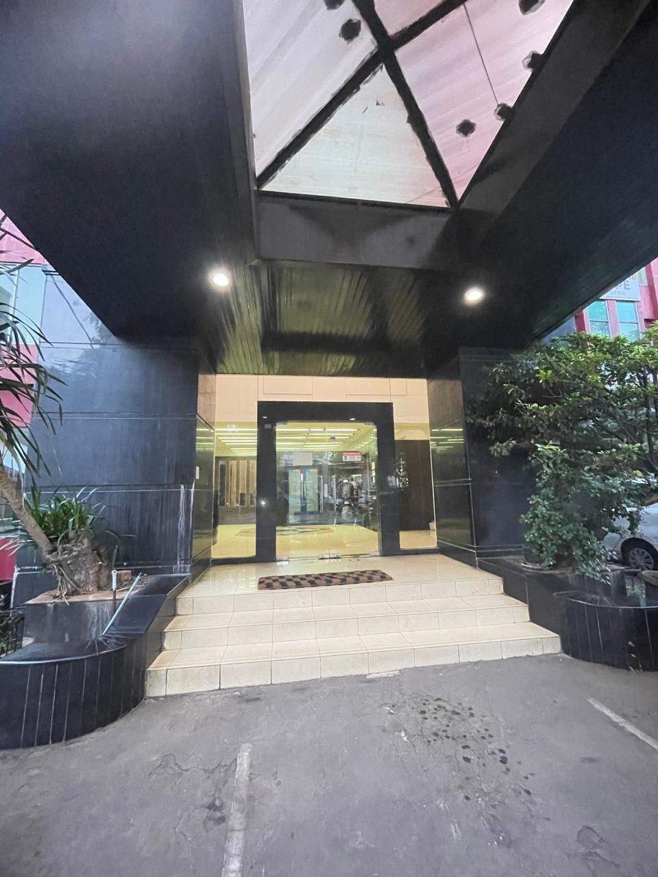Ruang Kantor (Service Office) Gedung Graha Pulo - 5 Pax