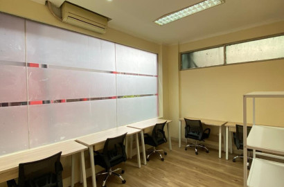 Ruang Kantor (Service Office) Gedung Graha Pulo - 5 Pax