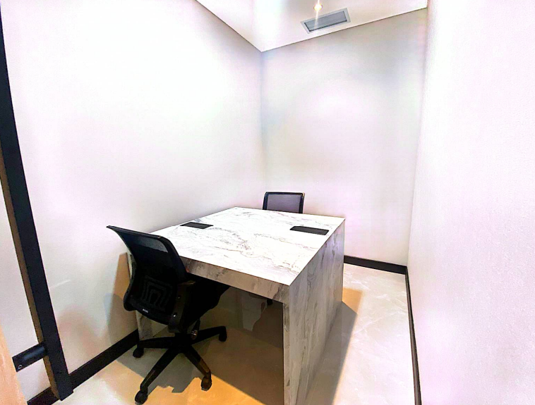Ruang Kantor (Service Office) Menara Karya - 2 Pax