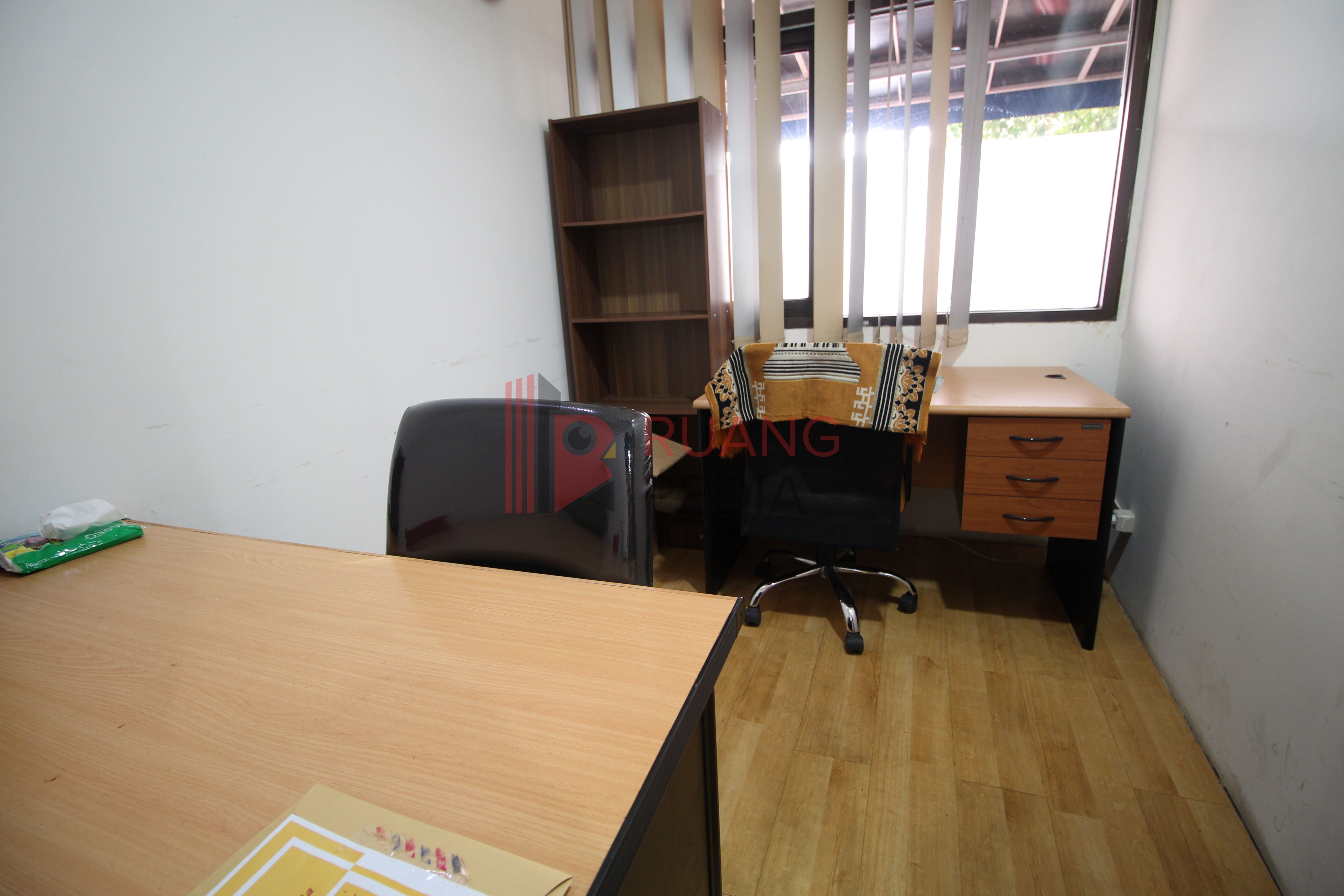 Kantor Kerja Bersama (Coworking Space) Nucira Building