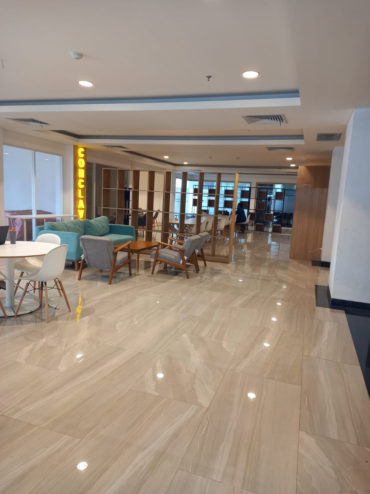 Kantor Kerja Bersama (Coworking Space) Gedung Greko