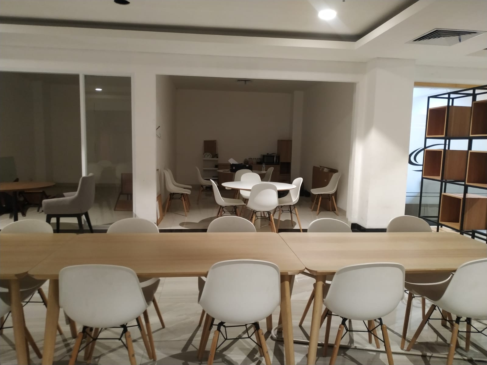 Kantor Kerja Bersama (Coworking Space) Gedung Greko