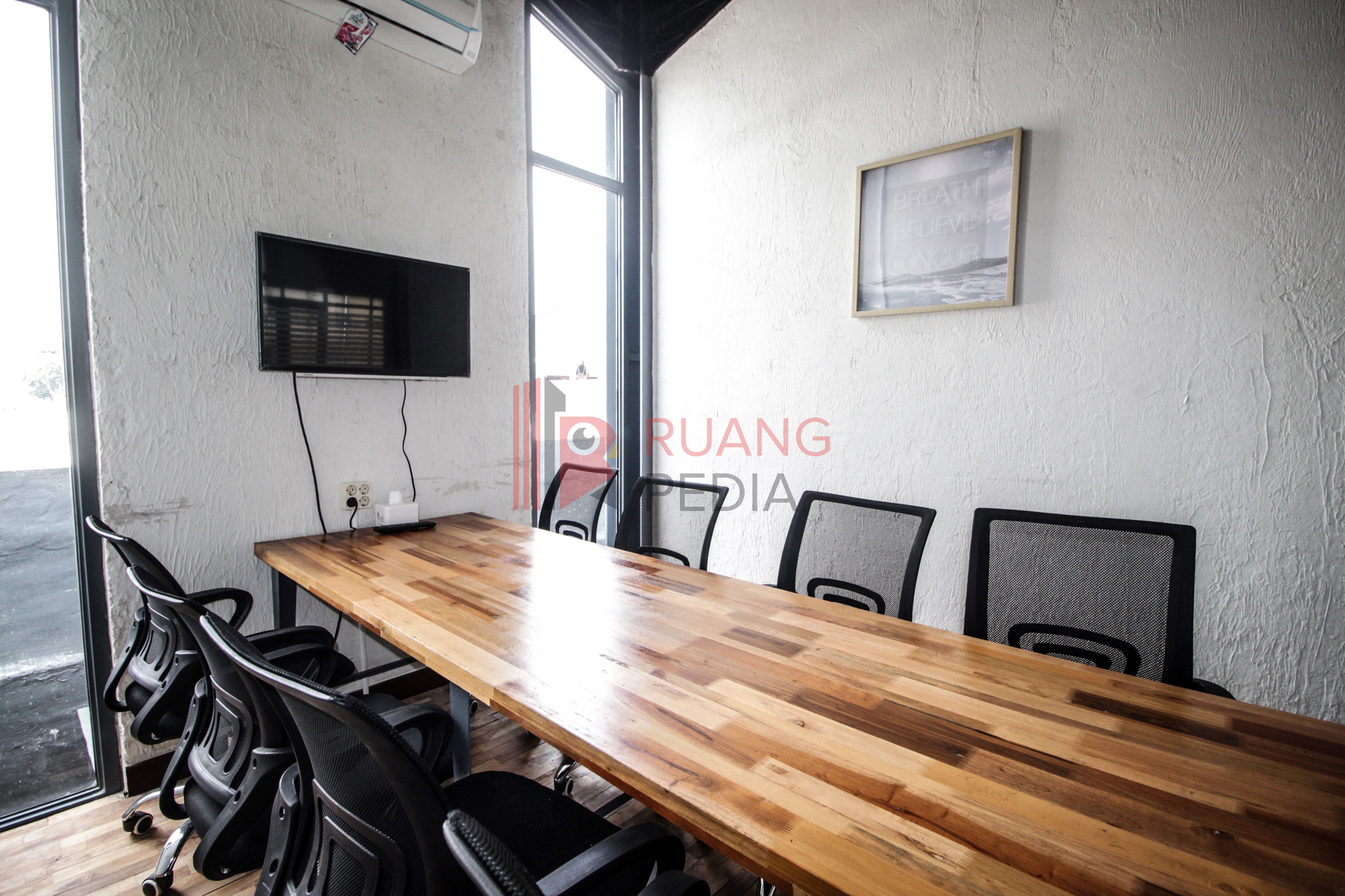 Ruang Kantor (Service Office) Ruko Kemanggisan - 10 pax