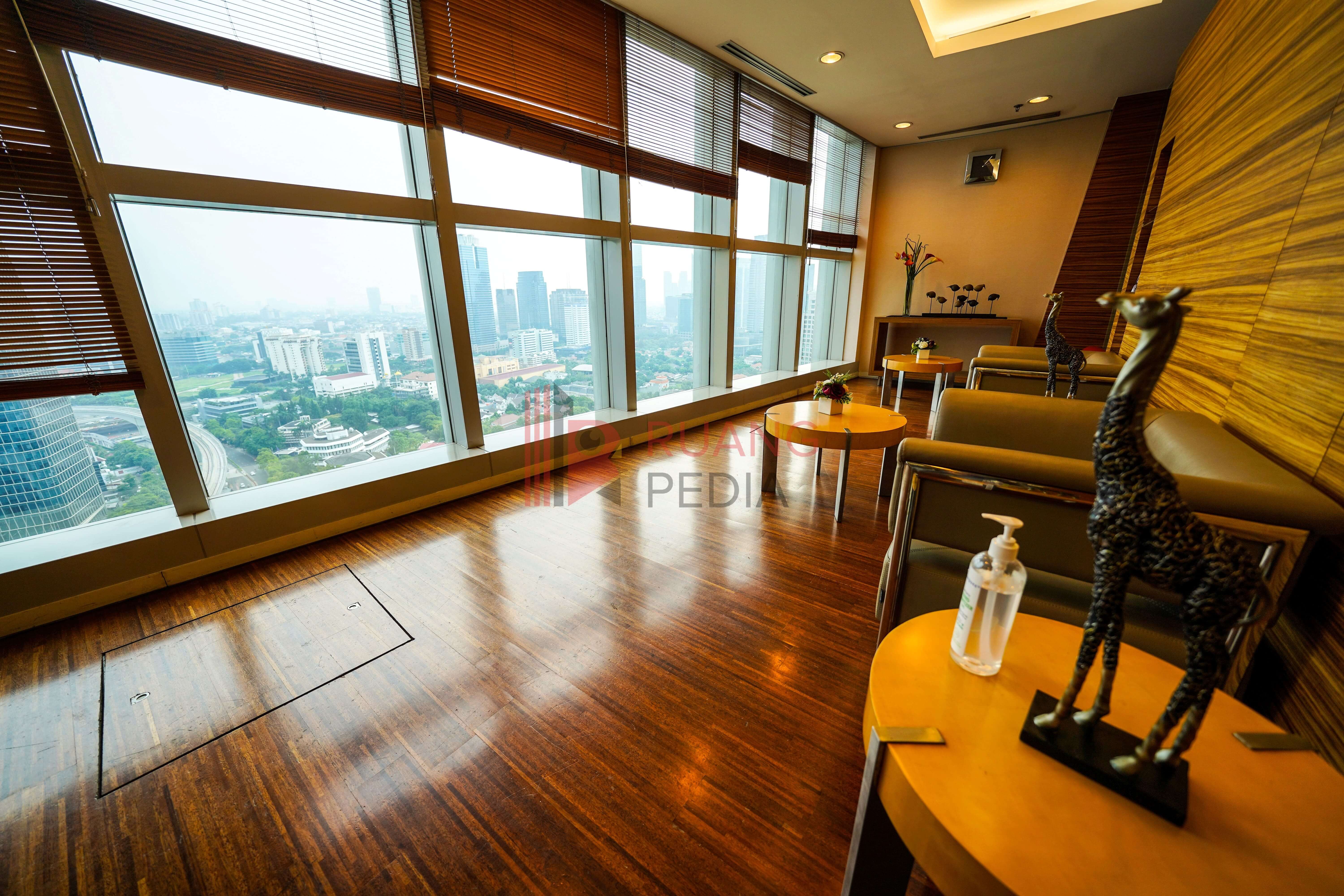 lounge-menara-karya-1.jpg