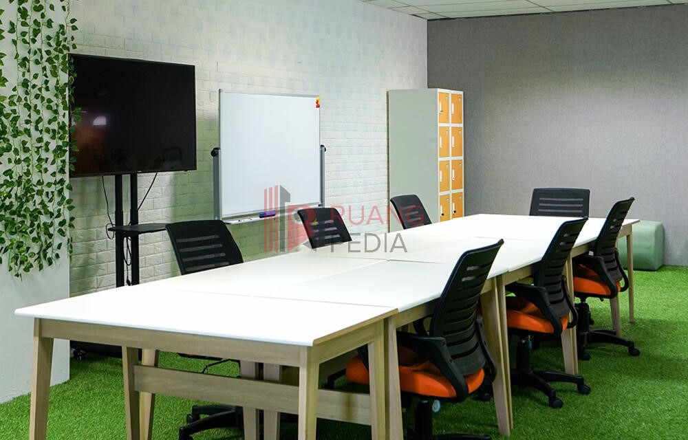 Ruang Kantor (Service Office) Citihub Harton Tower View Room - 4 Pax