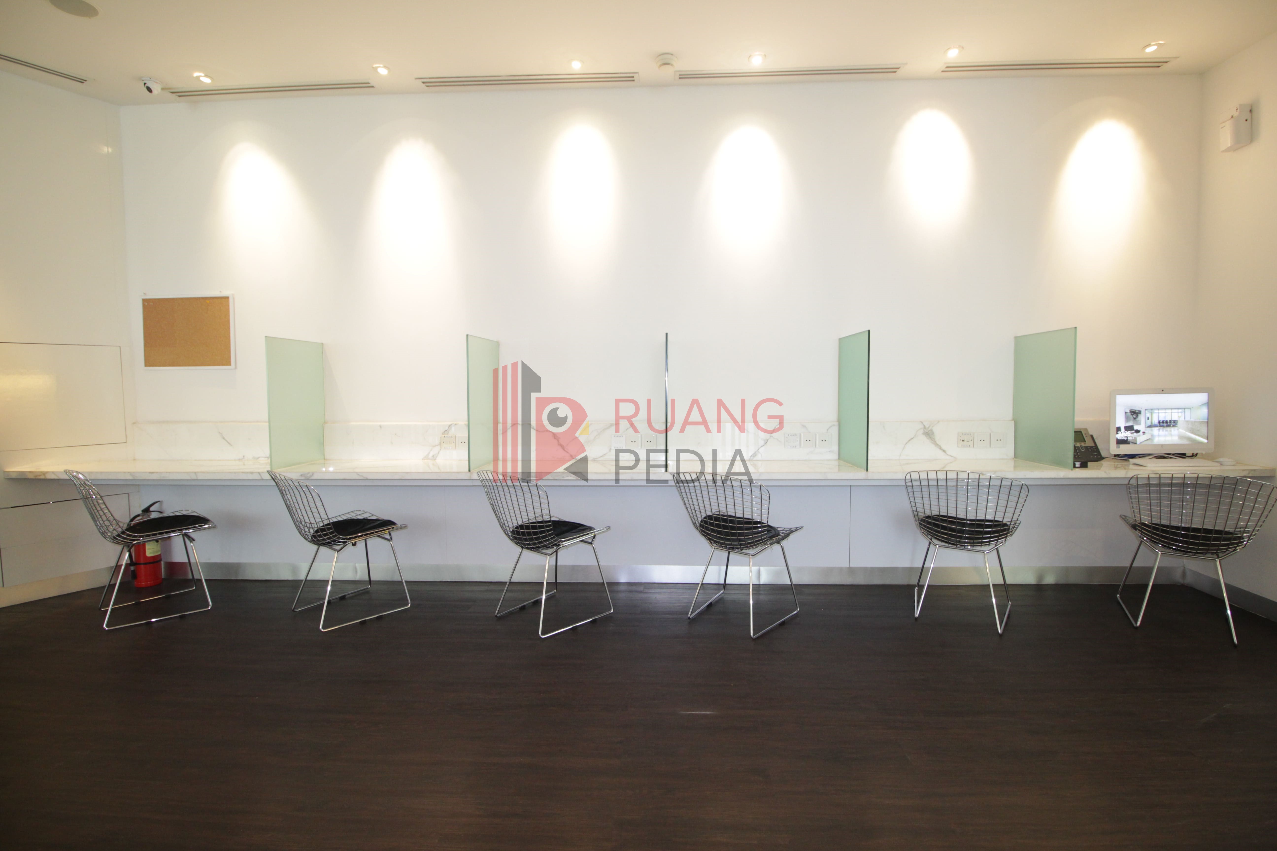 Ruang Rapat (Meeting Room) One Pacific Place SCBD Kapasitas 6 Pax