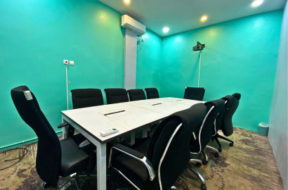 Ruang Rapat (Meeting Room) Ruko Dr. Setiabudi Kapasitas 10 Pax