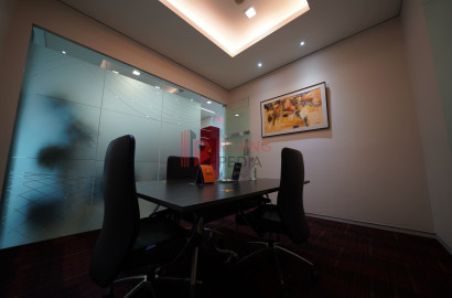 Ruang Rapat (Meeting Room) Sovereign Plaza Kapasitas 8 Pax