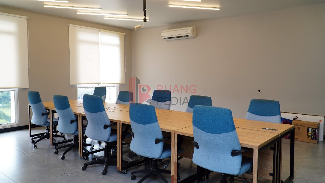 Kantor Kerja Bersama (Coworking Space) Ruko Graha Boulevard Summarecon Gading Serpong