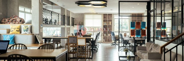 Ruang Kantor (Service Office) Ruko Graha Boulevard Summarecon Gading Serpong - 5 Pax