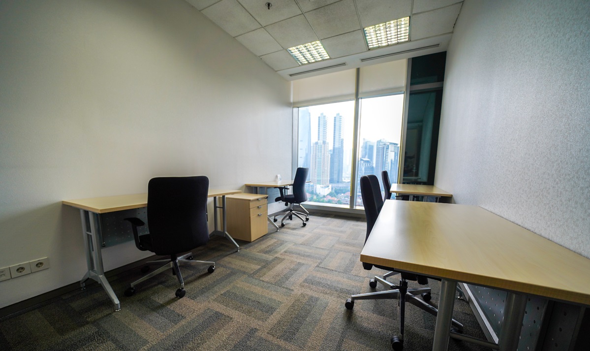 Ruang Kantor (Service Office) Cyber 2 Tower View Room - 4 Pax