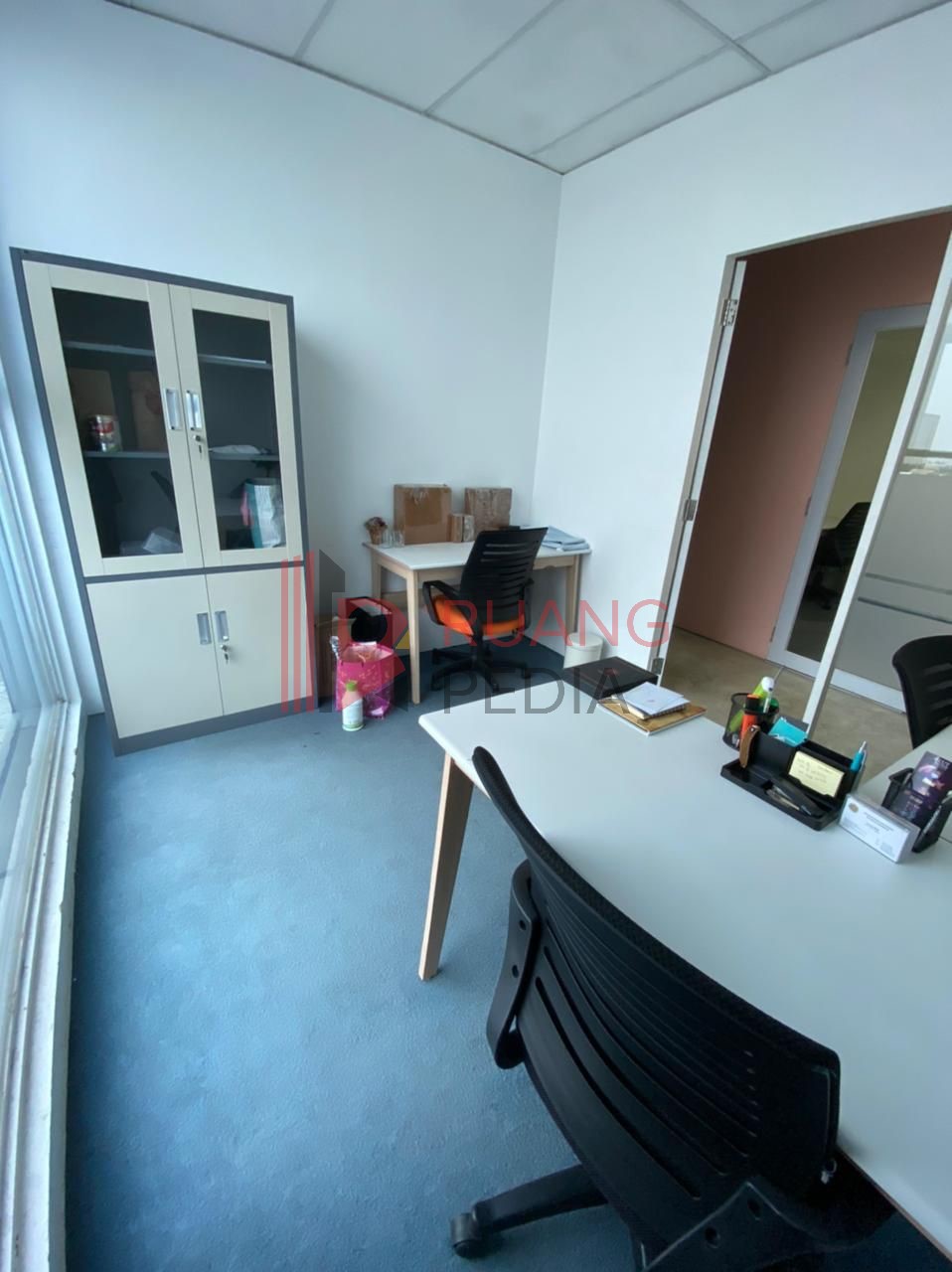 Ruang Kantor (Service Office) Citihub Harton Tower View Room - 3 Pax