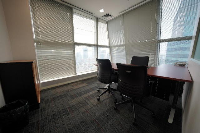 Ruang Kantor (Service Office) Menara Karya View Room - 12 Pax