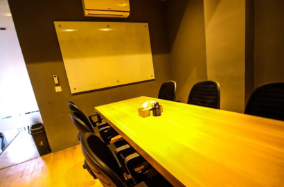 Ruang Rapat (Meeting Room) Grha Adhi Media Kapasitas 12 Pax