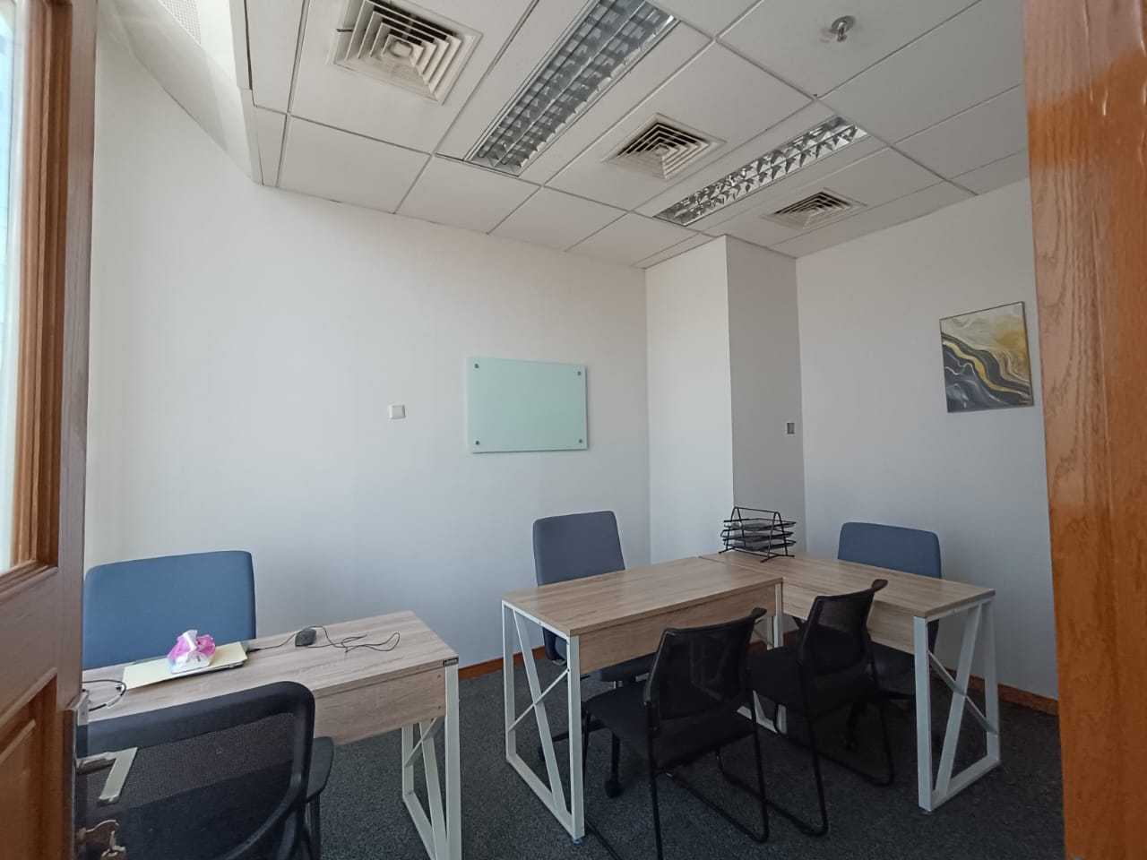 Ruang Kantor (Service Office) Menara Jamsostek View Room - 11 Pax