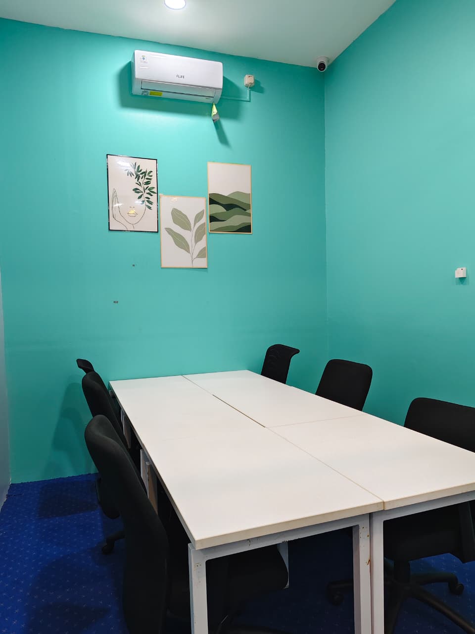 Ruang Kantor (Service Office) Rukan Balai Pustaka - 6 Pax